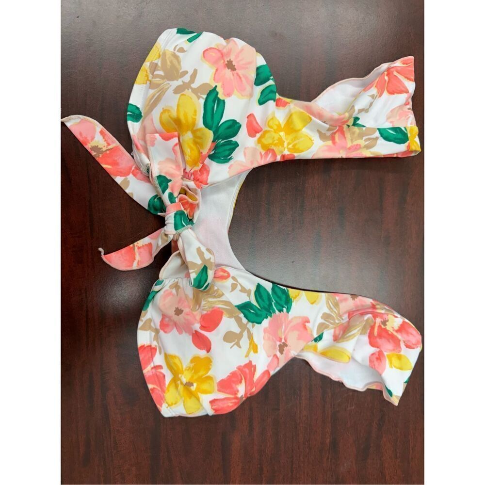 Time & Tru Floral Tie Front Bikini Top with Ruffle Sleeves Size Small